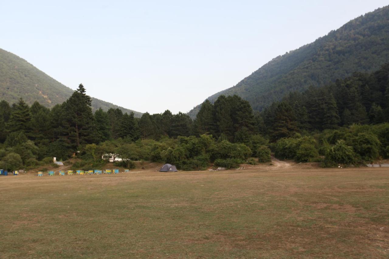 Dukat Hamiti Camping Center מראה חיצוני תמונה