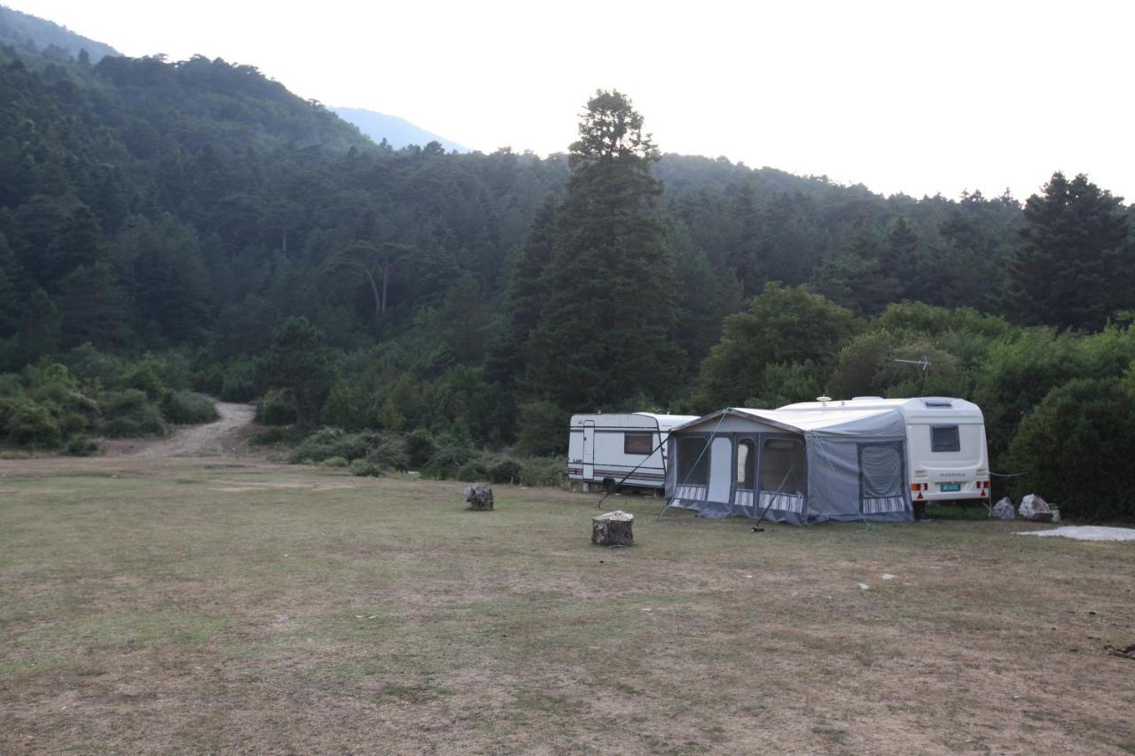Dukat Hamiti Camping Center מראה חיצוני תמונה