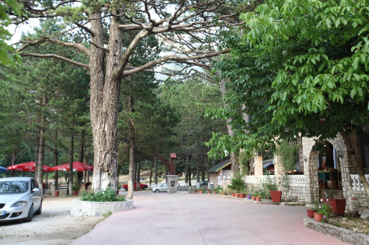 Dukat Hamiti Camping Center מראה חיצוני תמונה